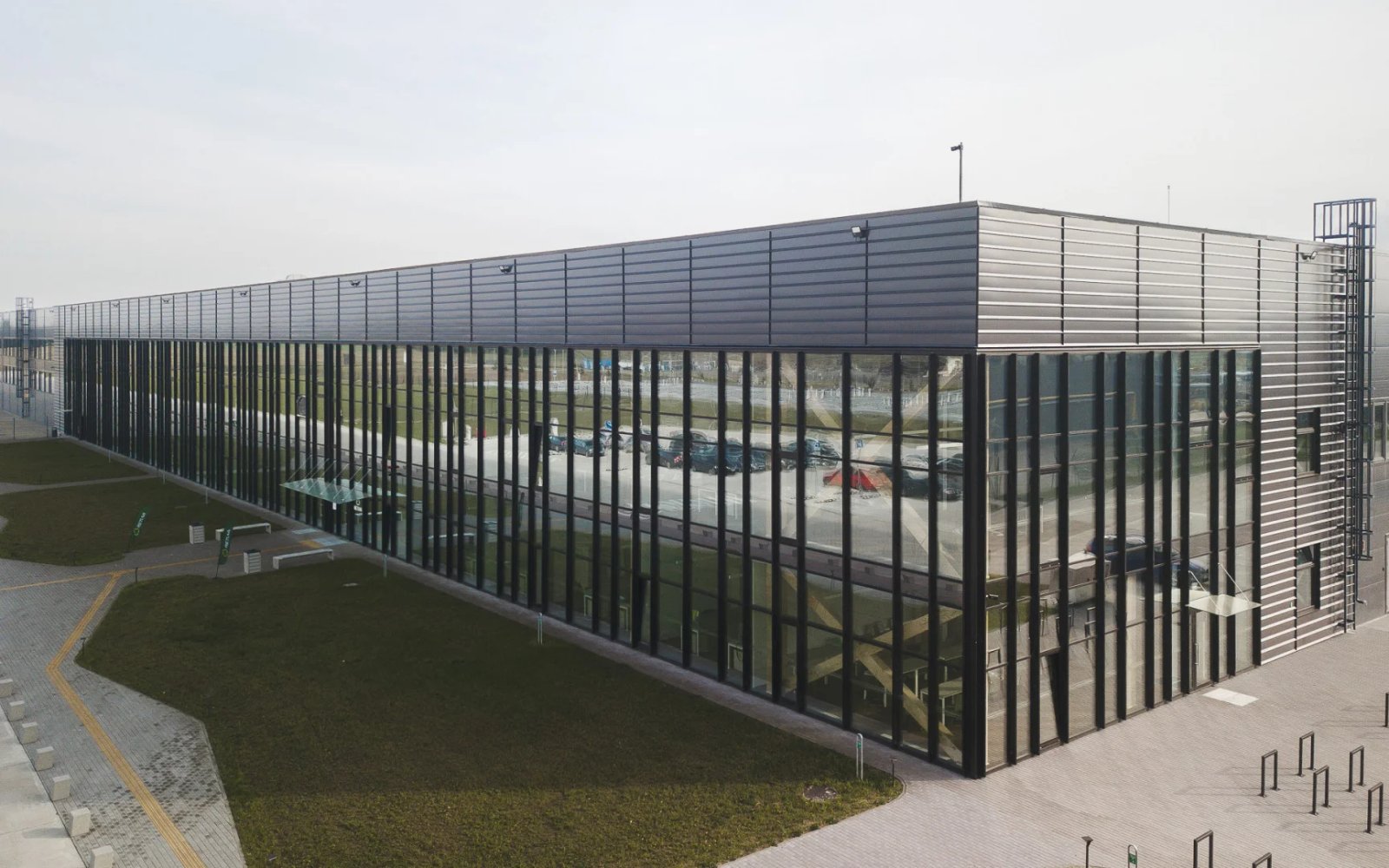Reynaers Aluminium Facade Lithuania | Fenstercraft Aluminium