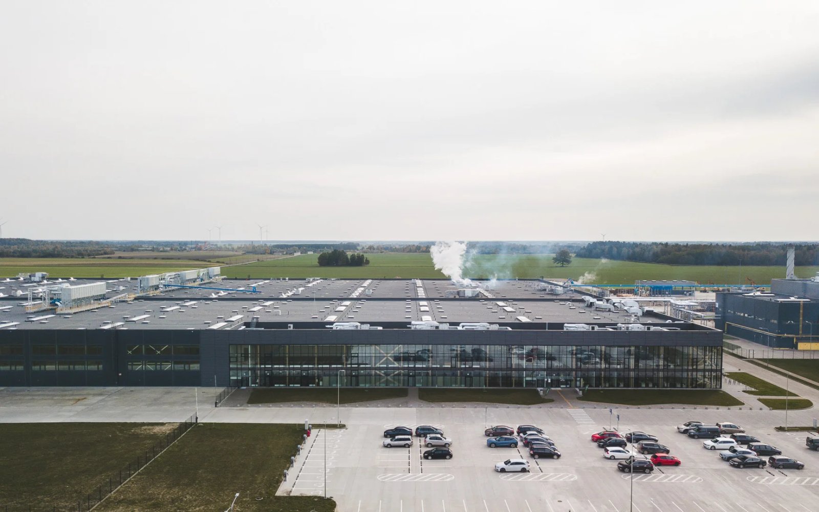 Reynaers Aluminium Facade Lithuania | Fenstercraft Aluminium
