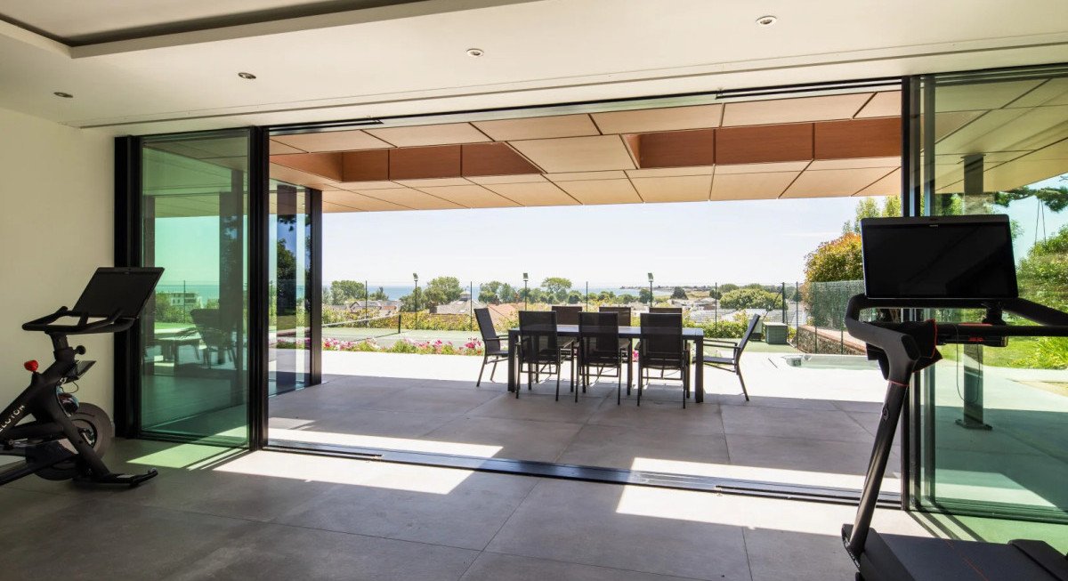Reynaers HiFinity Sliding System